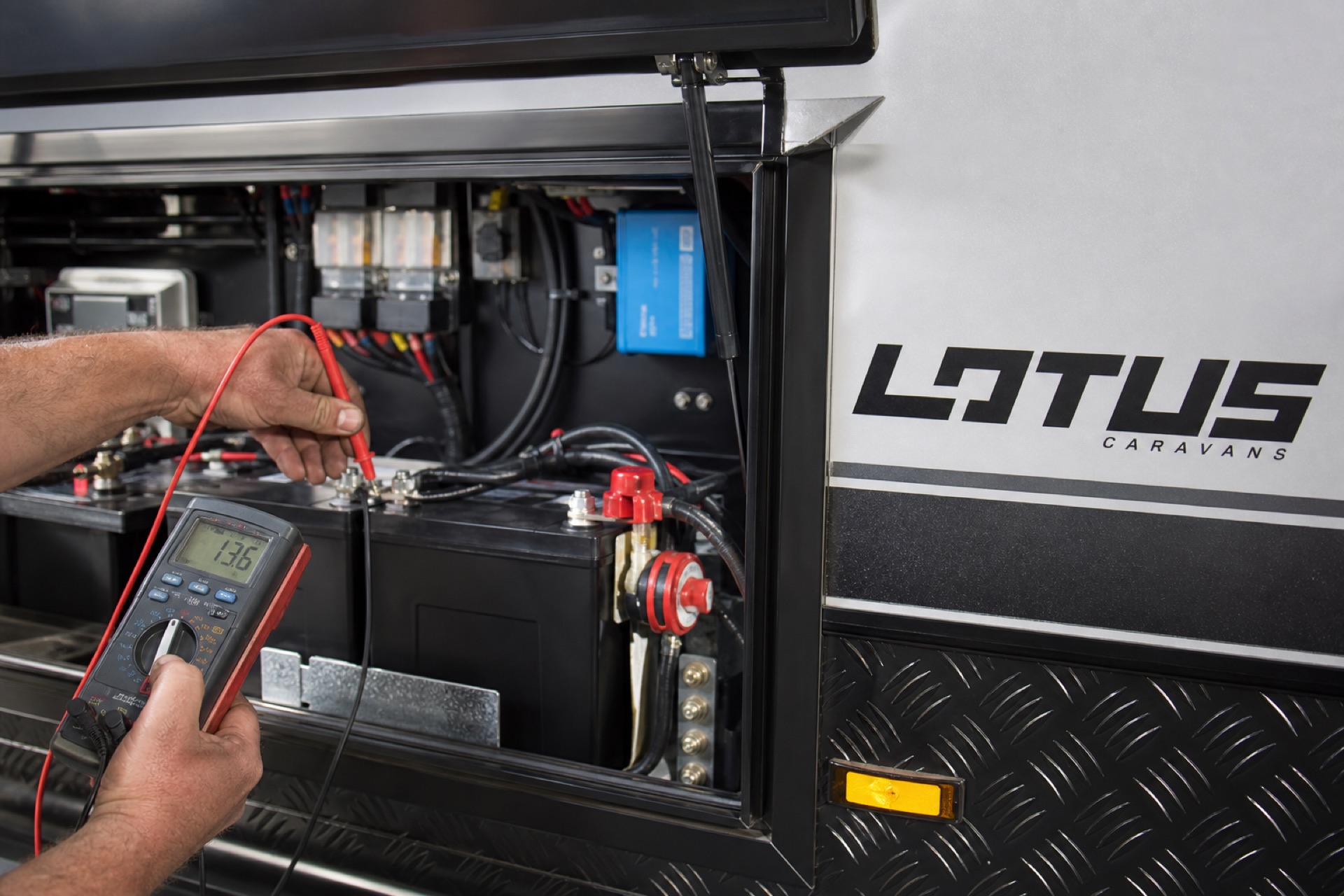 Caravan electrical fault diagnostics