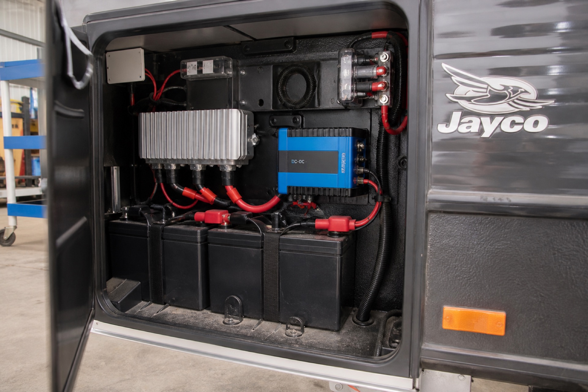 Caravan DC-DC charger installation
